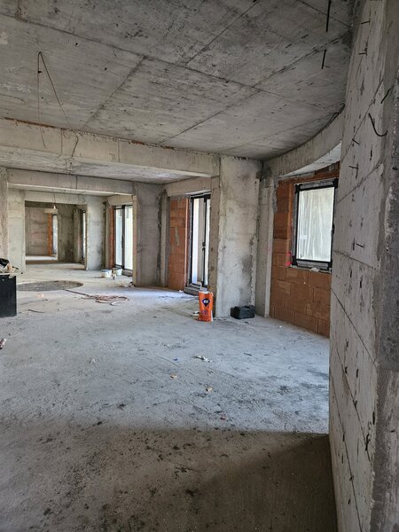 Sector 2, Foisor, inchiriere 4000 E, vanzare 1500000 € disc.