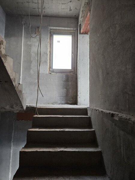 Sector 2, Foisor, inchiriere 4000 E, vanzare 1500000 € disc.